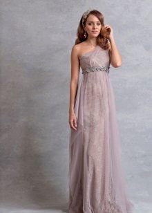 Robe de mariée aux tons clairs