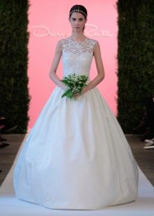 Robe de mariée magnifique par Oscar de la Renta
