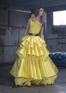 Robe de soirée jaune luxuriante