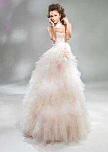 Magnifique robe de mariée par Anna Bogdan
