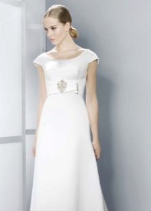 Robe de mariée à col rond