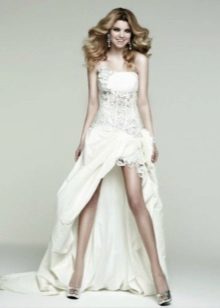Robe de mariée mini avec une boucle