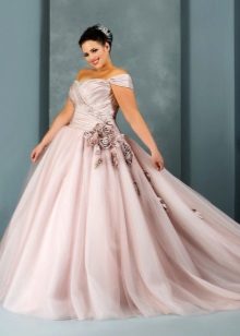 Robe de mariée moelleuse pour mariée pleine