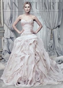 Robe de mariée de Ian Stuart avec draperie