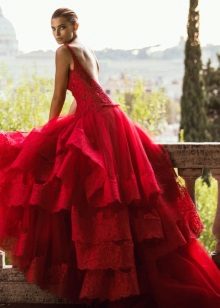 Robe de mariée de Alessandro Angelozzi rouge