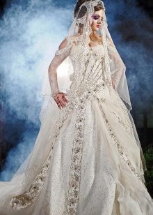 Robe de mariée par la créatrice Dar Sara