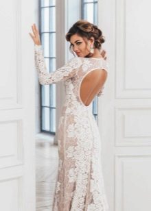 Backless esküvői ruha