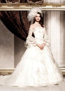 Robe de mariée victorienne