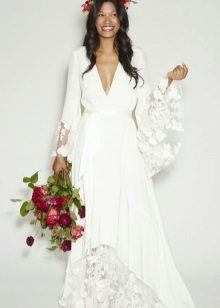 Robe de mariée hippie avec coupe