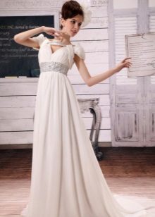 Robe de mariée de style Empire à manches à ailes