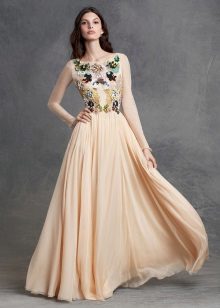 Robe de soirée beige de Dolce et Gabbana