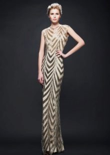 Robe de soirée beige avec un imprimé