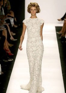 Robe de mariée fermée au crochet