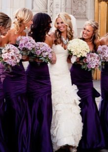 Robes violettes pour demoiselles d'honneur