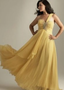 Une robe de soirée pour les épaules