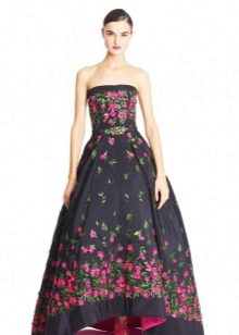 Robe de soirée noire à fleurs simples