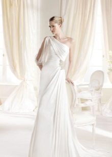 Robe de mariée une épaule