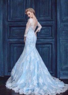 Robe de mariée bleue avec dentelle