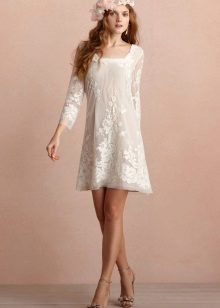 Robe de mariée de style rétro avec dentelle courte
