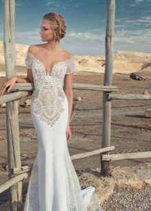 Robe de mariée avec haut en dentelle