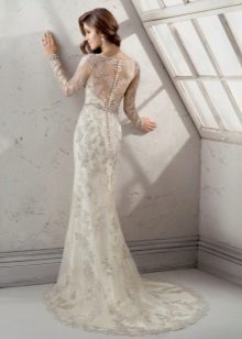 Robe de mariée avec dentelle colorée