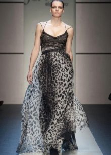 Robe de soirée élégante et élégante de Elena Miro gris