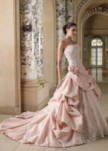 Robe de mariée sirène de couleur rose