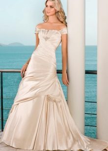 Robe de mariée en ivoire magnifique