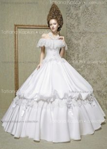 Robe de mariée de la collection Temptation dans un style rétro