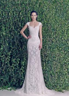 Esküvői ruha, melyet Zuhair Murad strasszos hímzett
