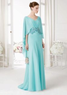 Robe de soirée dans le style du minimalisme 2016