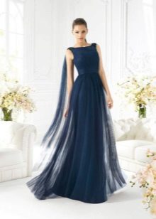 Robe de soirée avec train batto