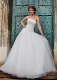 Robe de mariée silhouette A de la collection Oscar