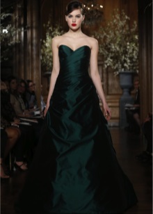 Robe trapèze noire de mariage Romona Keveza