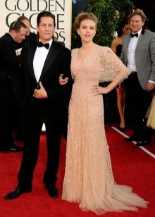 Scarlett Johanson Elie Saab ruhájában
