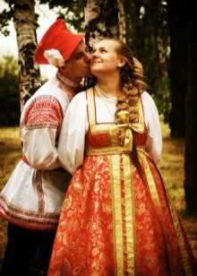 Robe de mariée nationale russe