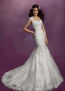 Robe de mariée de la collection SONESTA sirène