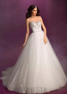 Robe de mariée avec stasami