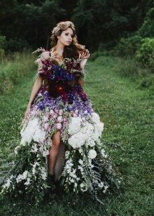 Robe de soirée de fleurs sauvages
