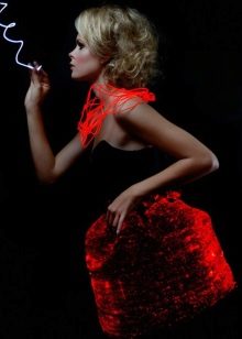Robe de soirée marque Rainbow Winters rouge changeant