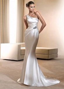 Robe de mariée une épaule