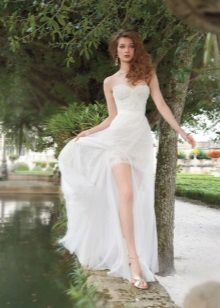 Robe de mariée courte devant longue dos pour mariage d'été