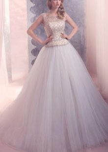 Robe de mariée en dentelle A-ligne