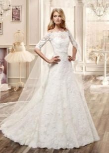 Robe de mariée A-ligne à manches courtes