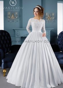 Magnifique robe de mariée avec jupe moulante à partir de bleuets