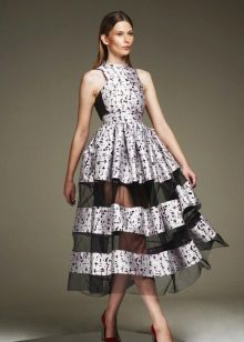 Robe de soirée pour une soirée lumineuse magnifique