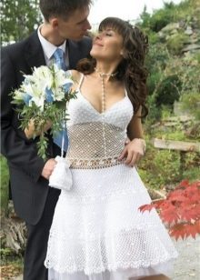Robe de mariée en dentelle au crochet