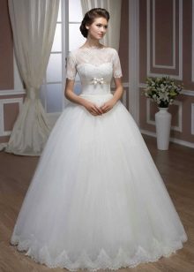Robe de mariée en diamant de Hadassa fermée