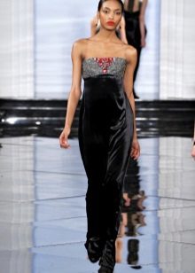 Robe fourreau en velours