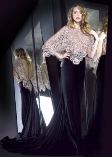 Robe en velours avec dentelle